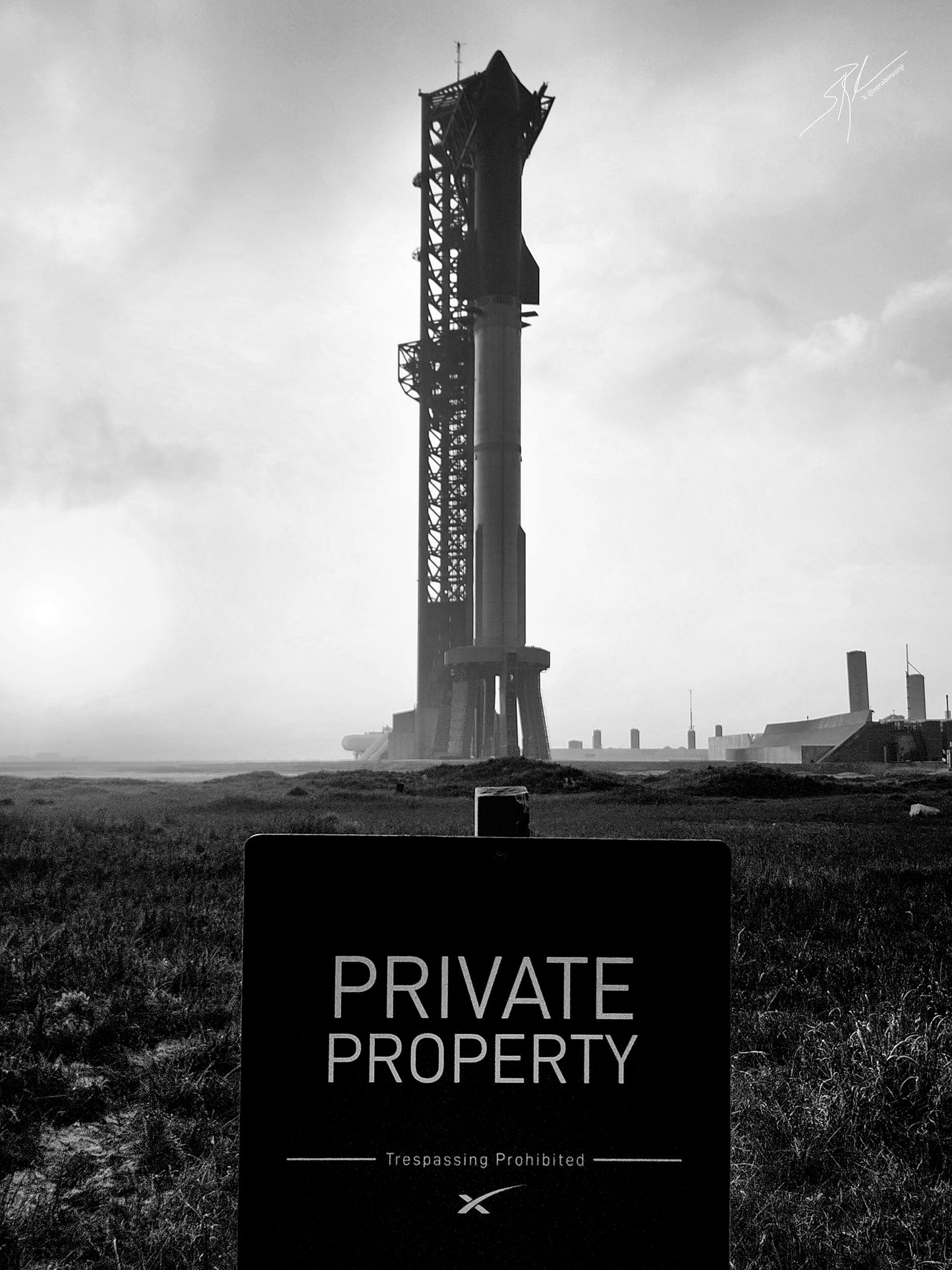 FLIGHT 3: PRIVATE PROPERTY METAL PRINT