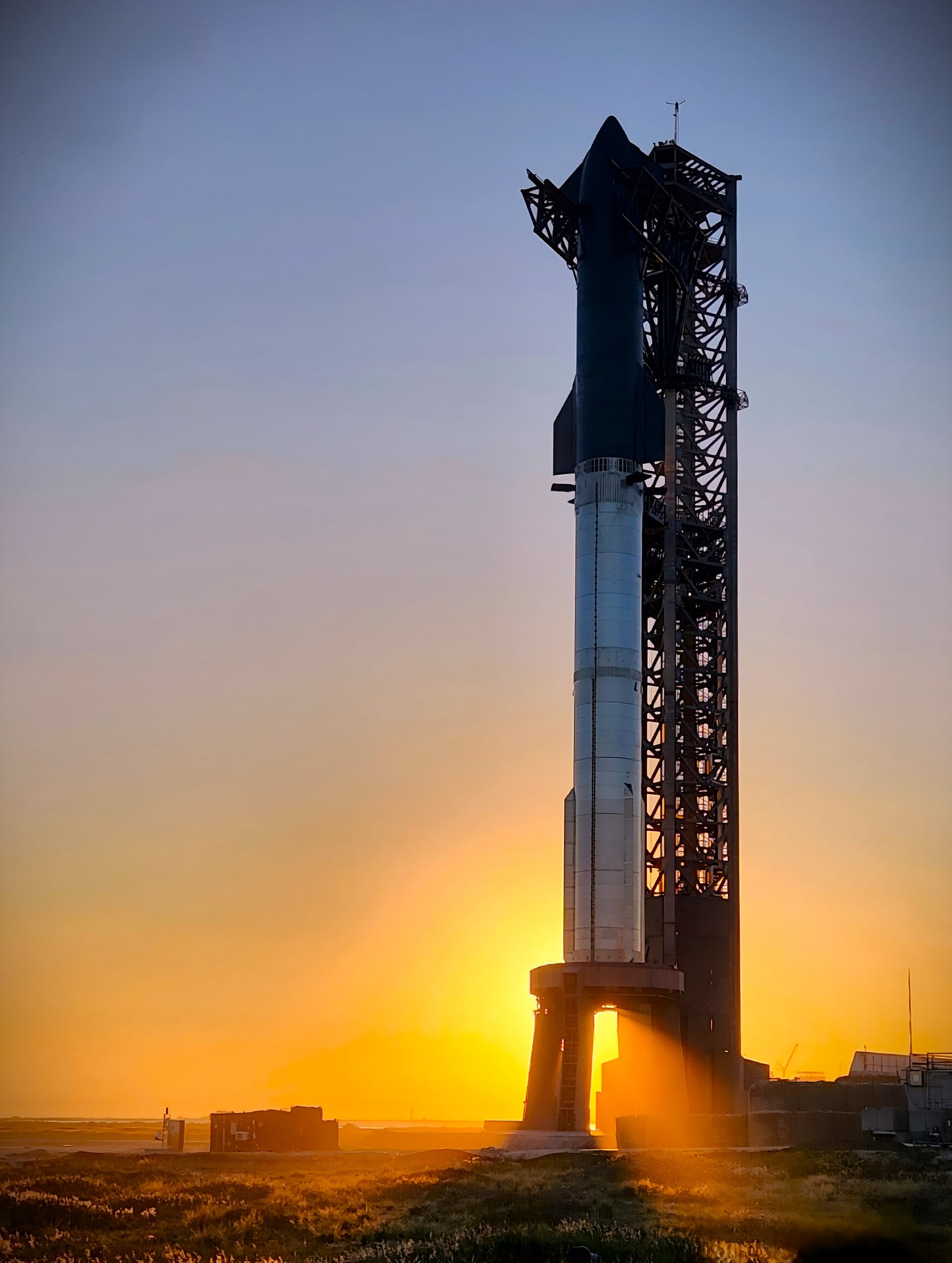 FLIGHT 2: STARSHIP GOLDEN HOUR METAL PRINT