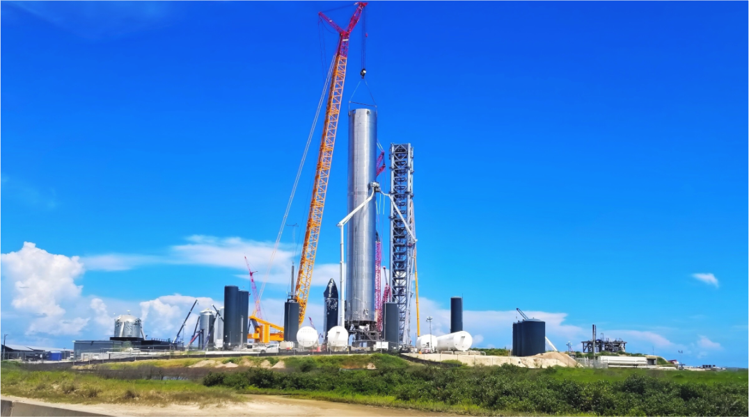 Main image SUPER HEAVY BOOSTER 4